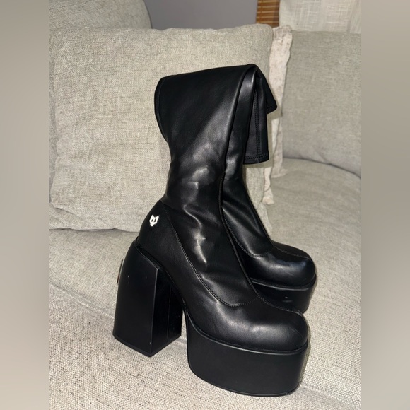 Naked Wolfe Black Platform Knee-High Boots with Wolf Accent - Picture 8 of 9